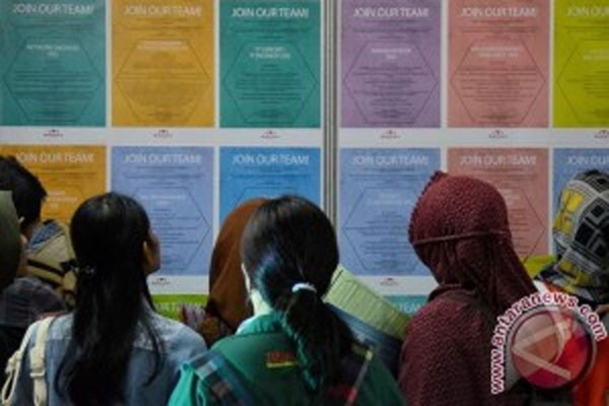 Putus rantai calo, Purwakarta luncurkan aplikasi "Sampurasun Bursa Kerja"