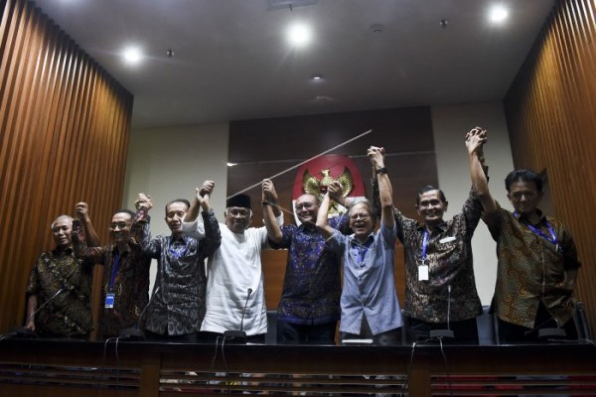 Menanti langkah Pansus angket KPK - Oleh Panca Hari Prabowo