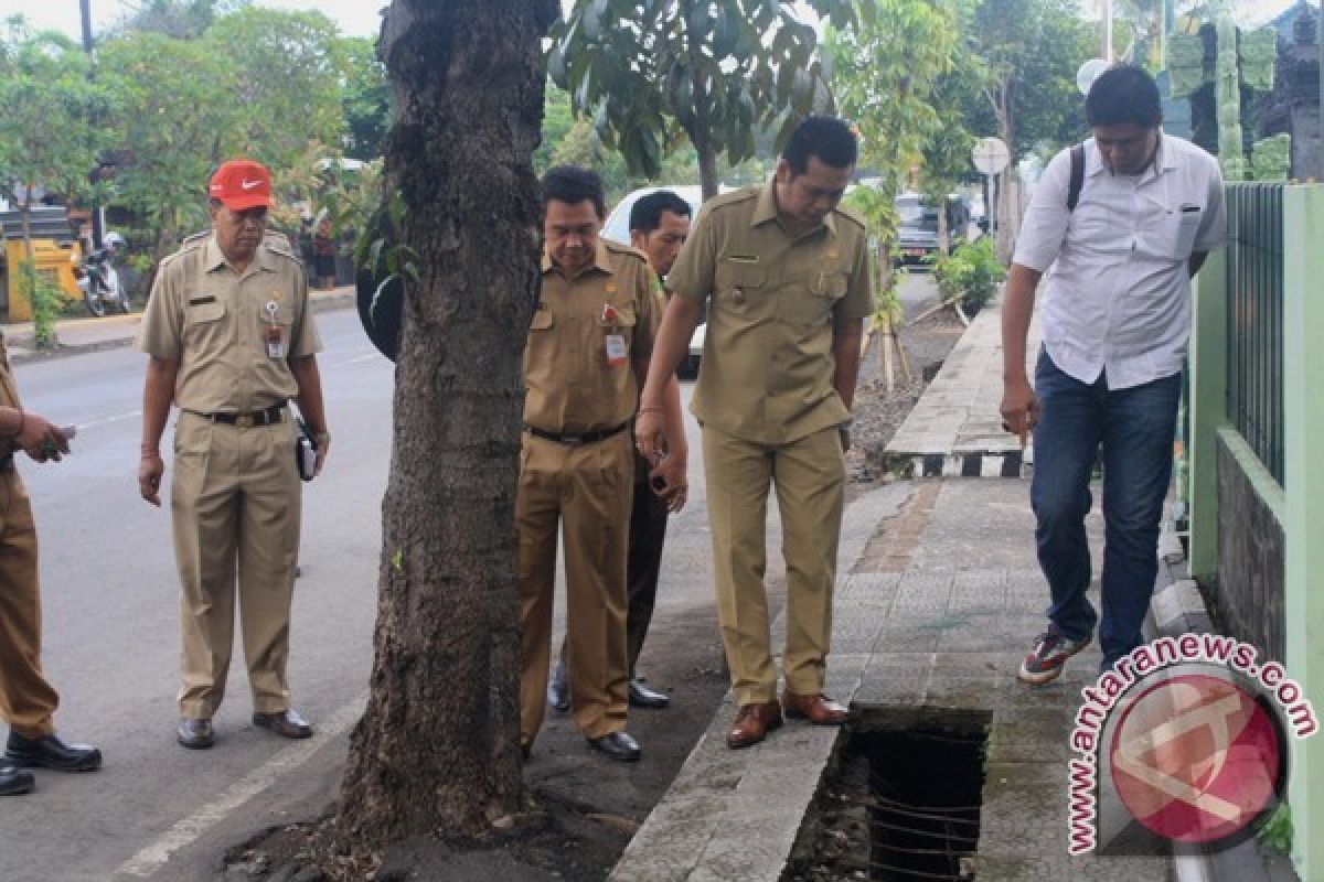 Jembrana Berharap Jalan Nasional Tidak Bertambah Tinggi