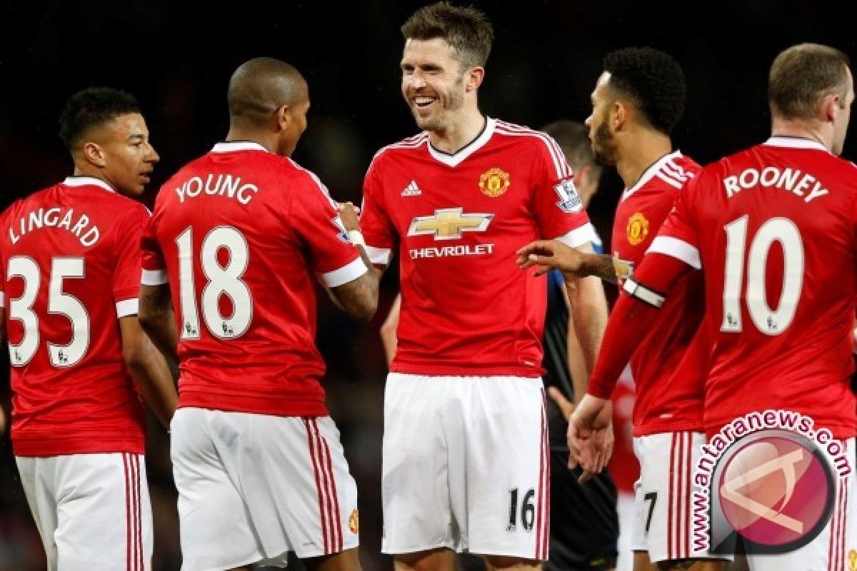 Gantikan Rooney, Carrick kapten baru Manchester United