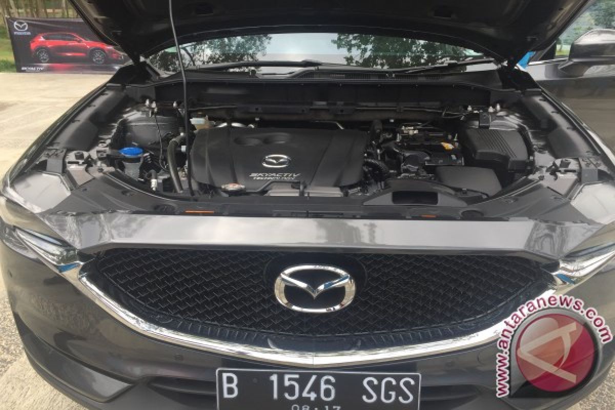 Mazda tawarkan program akhir tahun gratis oli hingga diskon aksesoris