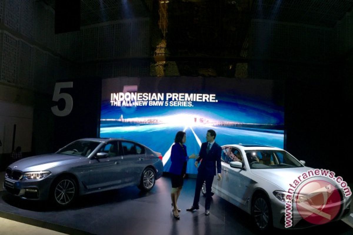 BMW Seri 5 generasi tujuh hadir di Indonesia, cek harganya di sini