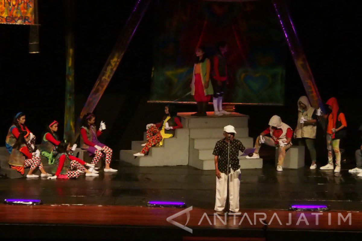 Festival Teater Jawa Timur Angkat Dramawan Akhudiat