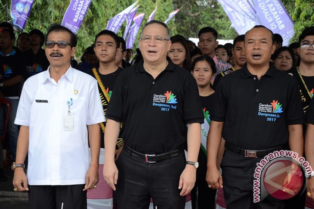 Bali Dukung Penggunaan Bahasa Indonesia Berbagai Sektor