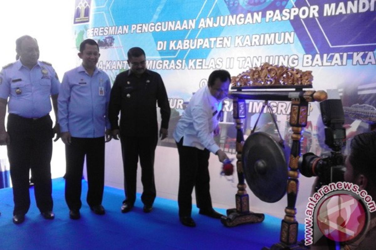 Imigrasi Karimun Luncurkan Anjungan Paspor Mandiri