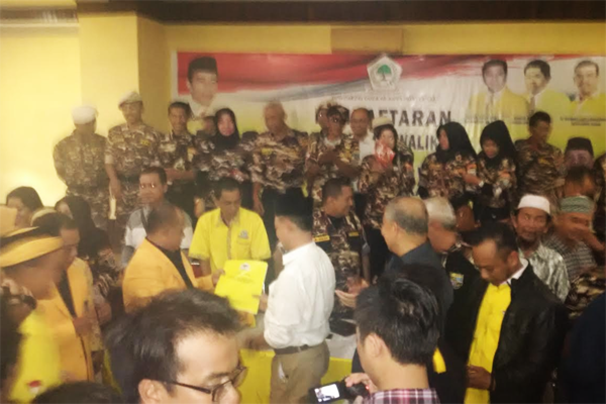 Edi Rusdi Kamtono Daftar Golkar Maju Pilwako Pontianak