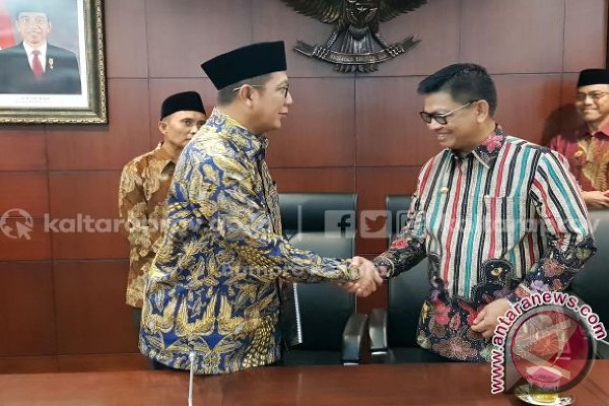 Kehadiran Presiden Tunggu Konfirmasi