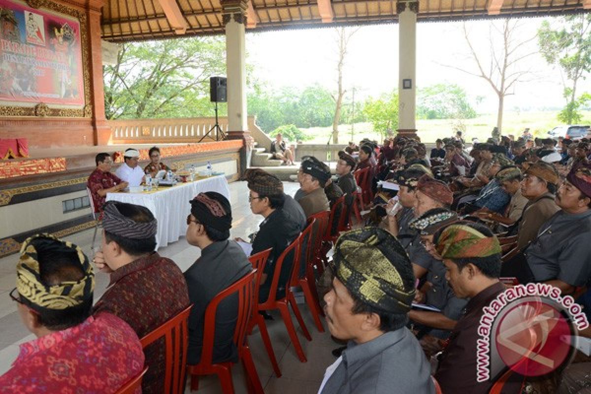 Wagub Bali Ajak Masyarakat Awasi Penggunaan BKK