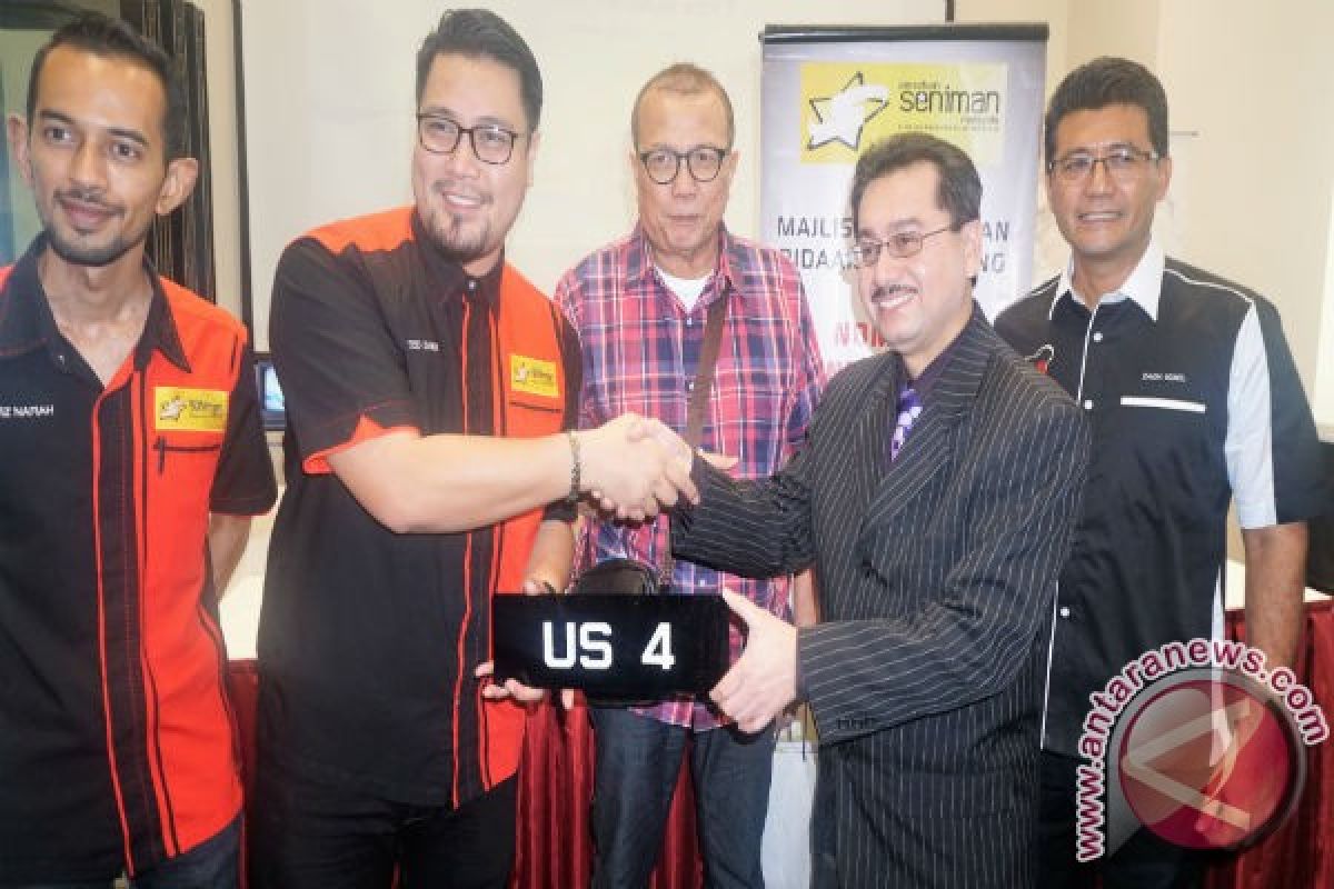 Plat mobil khas seniman Malaysia diluncurkan