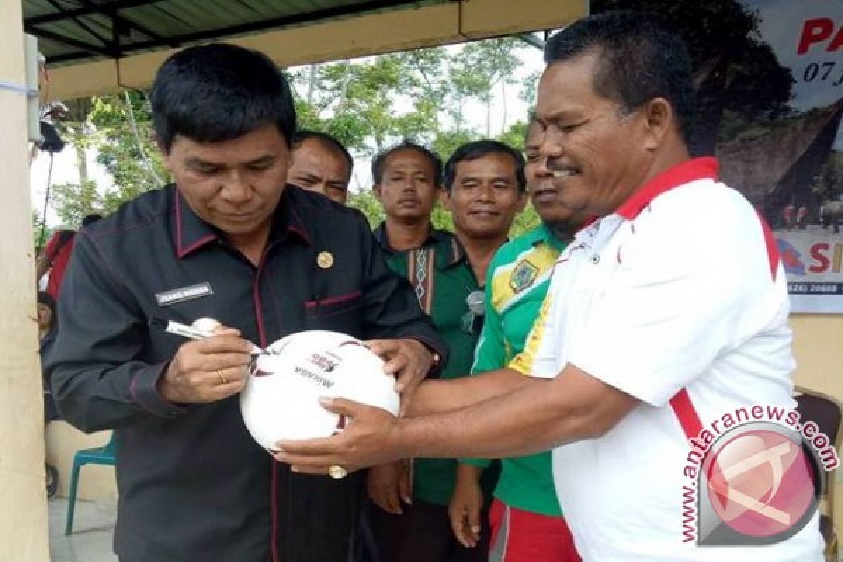 Kecamatan Palipi Samosir Gelar Turnamen Sepakbola