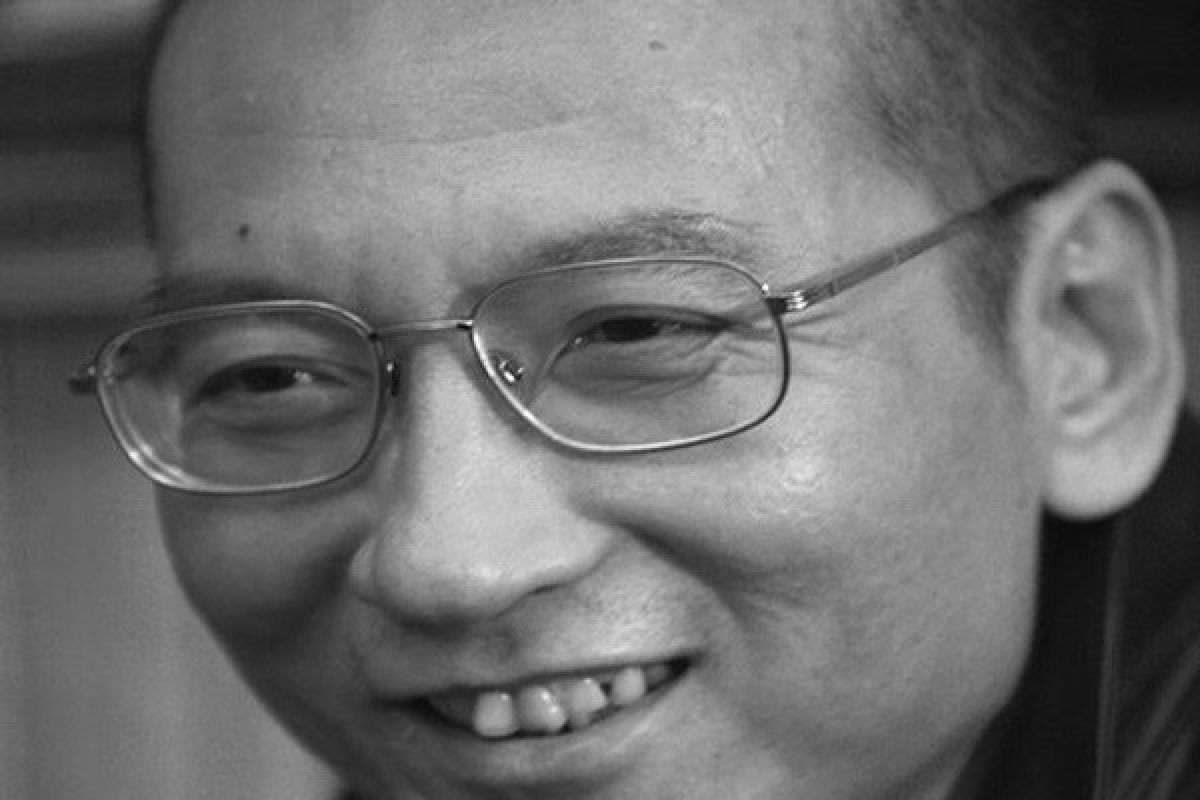 Liu Xiaobo, Si Penulis Piagam 08