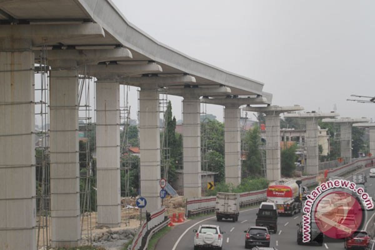 Luhut tawarkan swasta kembangkan kawasan LRT Jabodebek