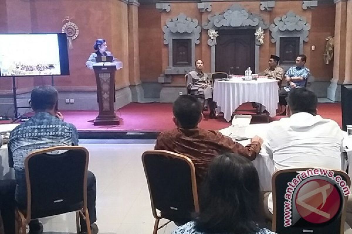 DPRD Barito Kuala Kalsel Studi Banding ke Karangasem