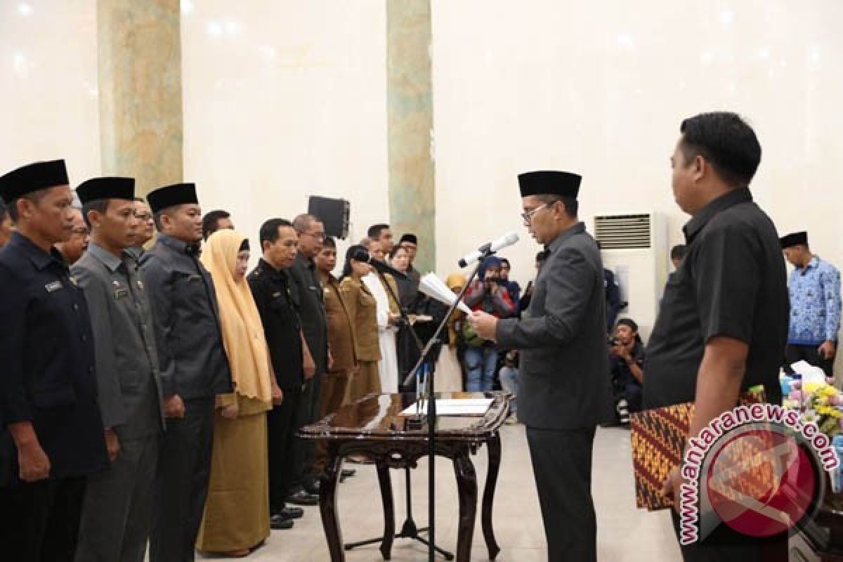 Wali Kota Makassar Lantik 22 Pejabatnya