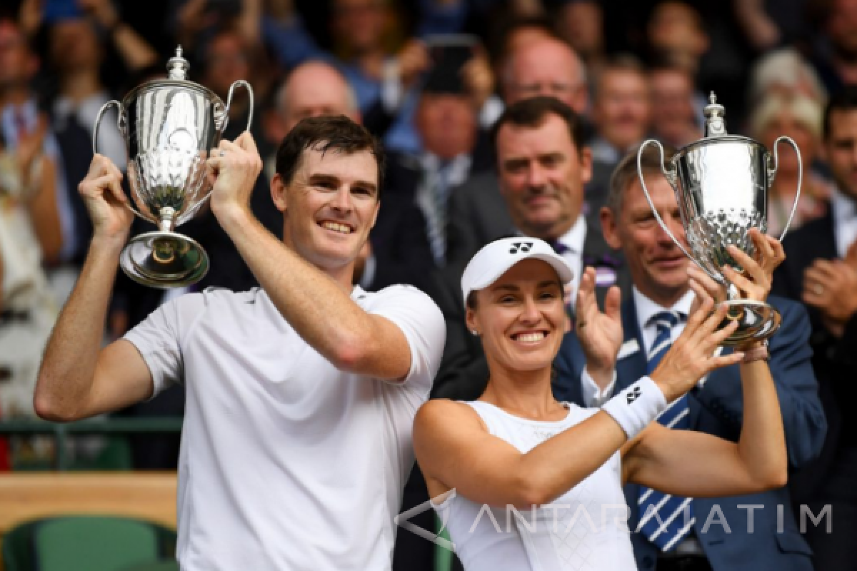 Hingis dan Murray Juarai Ganda Campuran Wimbledon 