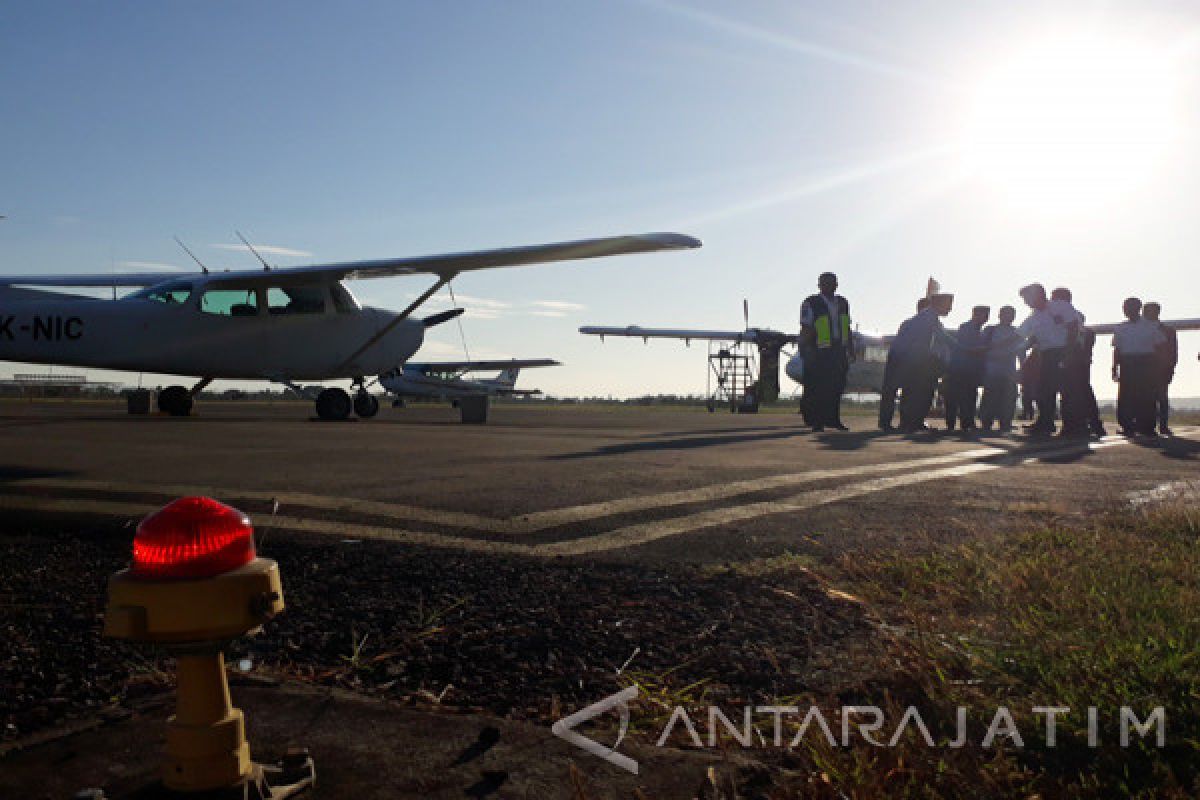 Wings Air Survei Fasilitas Bandara Trunojoyo (Video)