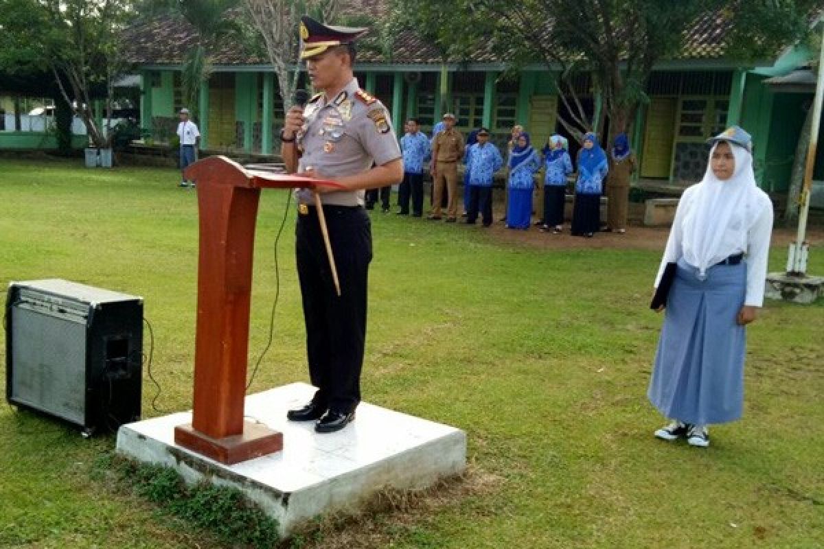 Kapolres Ajak Pelajar Cerdas Gunakan Media Sosial 