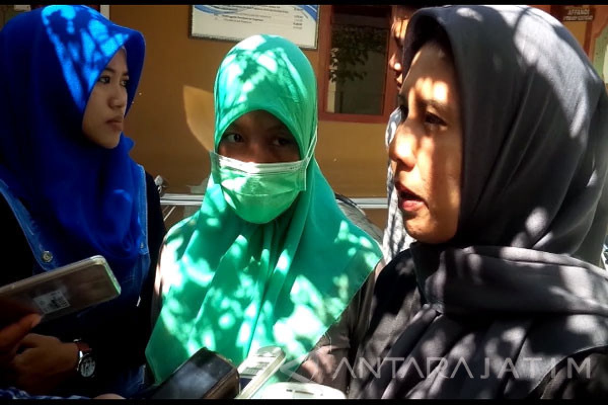 Korban Pencabulan Anak Bawah Umur Datangi Mapolres Sampang (Video)