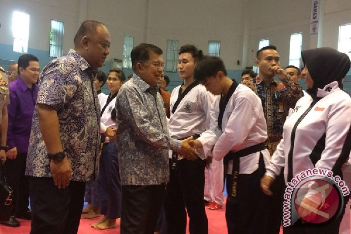 Wakil Presiden tinjau pusat pelatihan taekwondo Cibubur