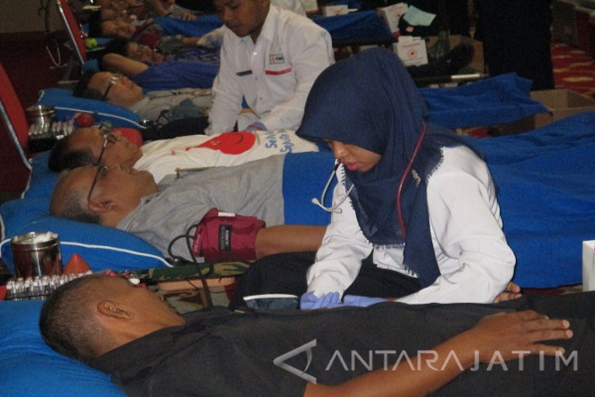 BI Kediri Donor Darah Massal Kalangan Perbankan       