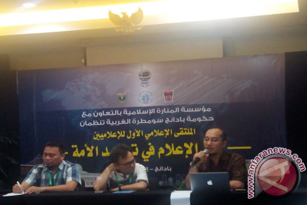 Simposium Jurnalis Muslim Indonesia Lahirkan Komitmen Padang