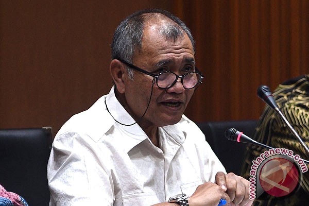 Panitera PN Jaksel jadi tersangka penerima suap