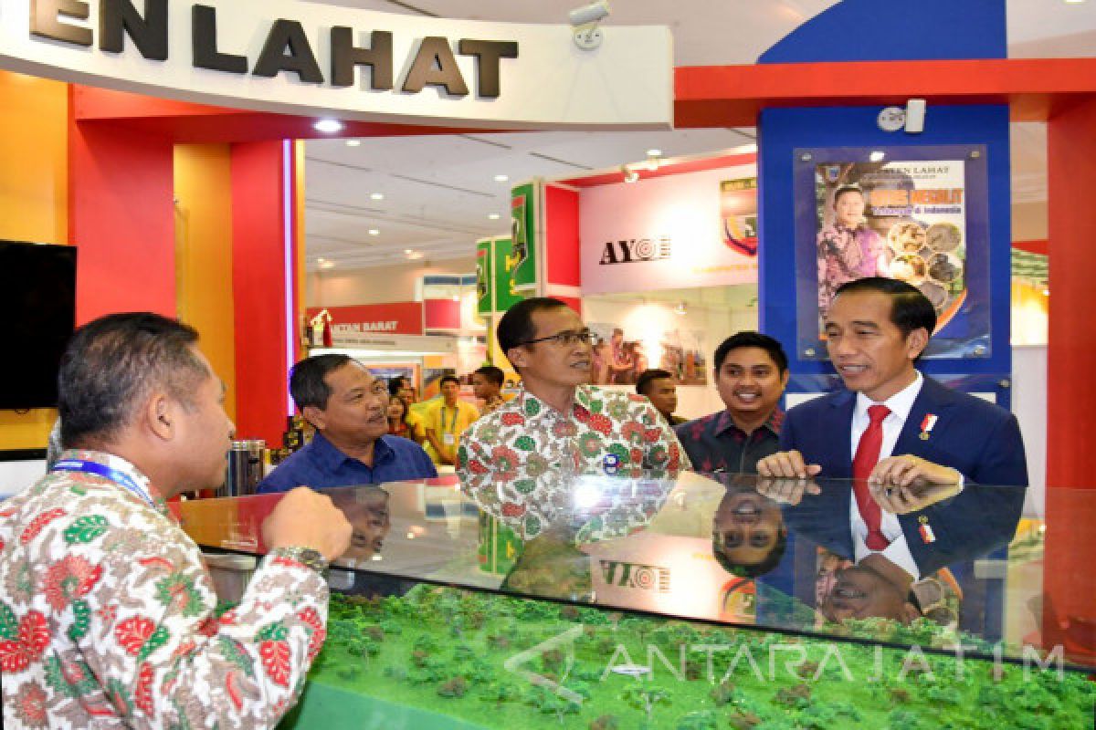 Jokowi: Pembubaran HTI telah Dikaji Lama