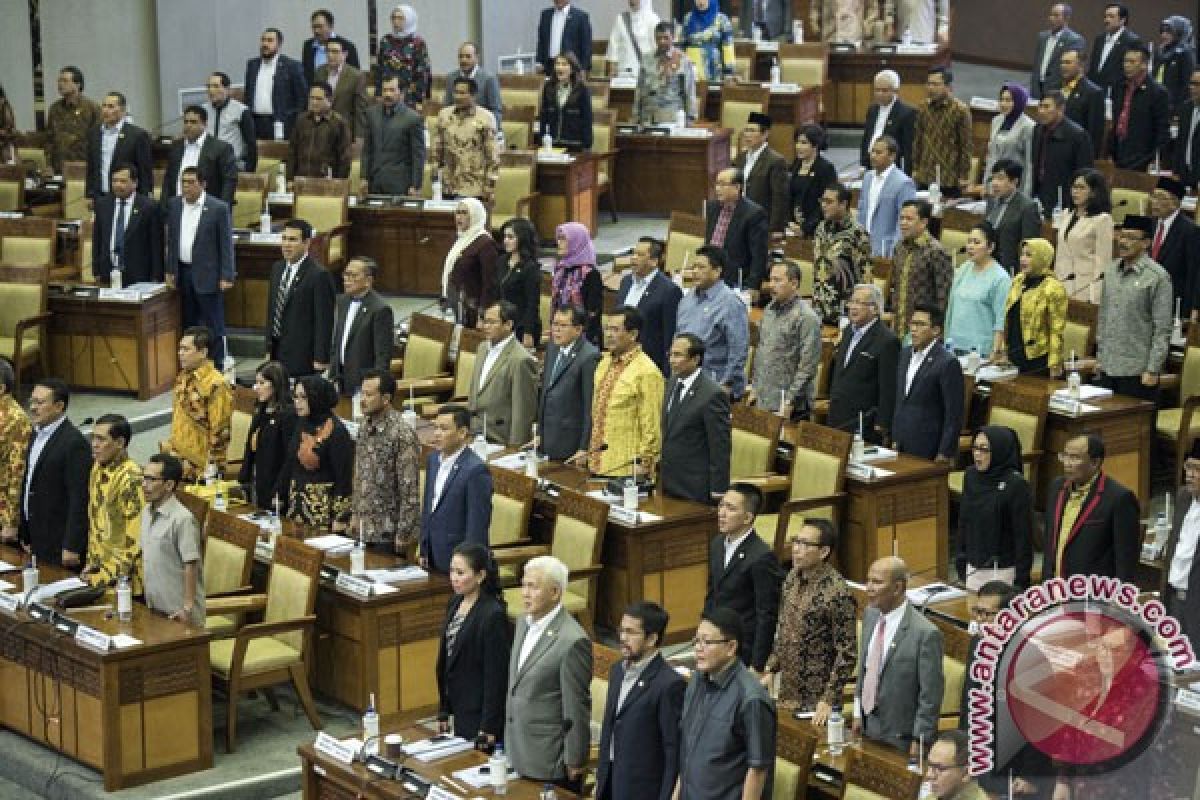 Beragam usulan ambang batas parlemen dan upaya penyederhanaan parpol