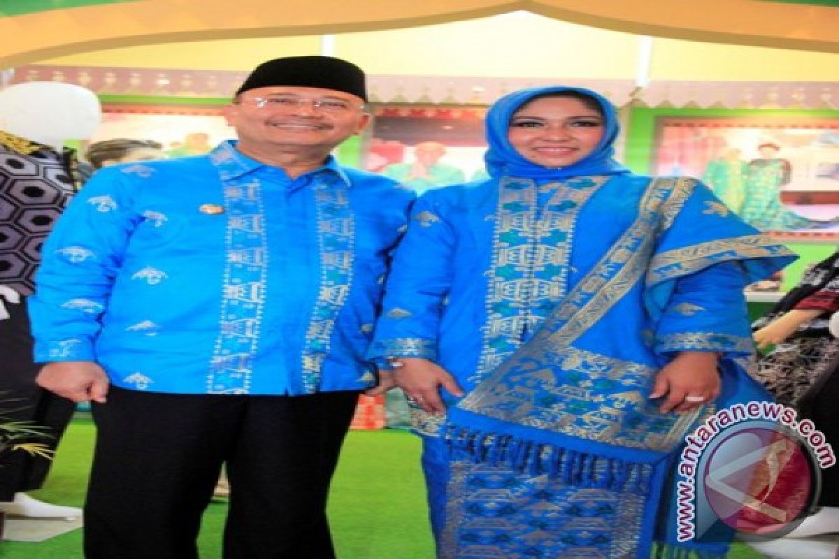 Wali Kota Kenakan Songket Medan di Malang