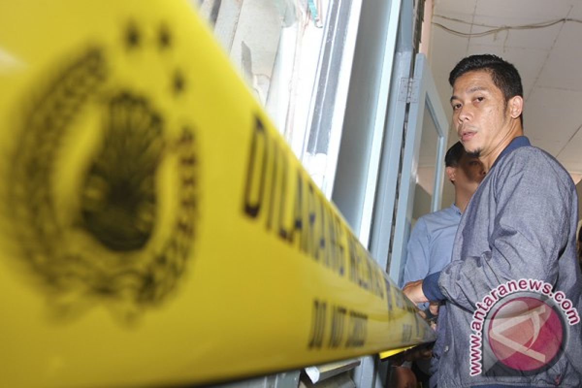 Kantor Dinas Pendidikan Sumsel dipasang garis polisi 