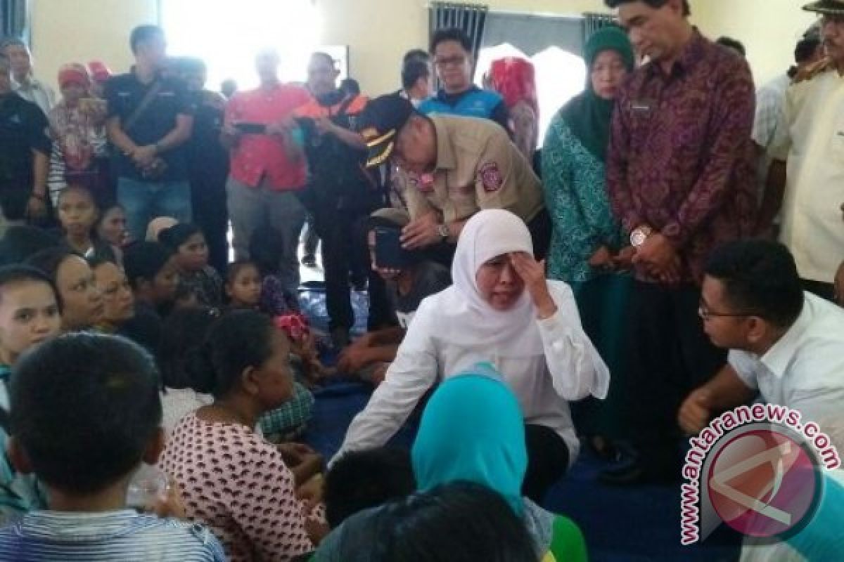 Menteri Sosial Tinjau Lokasi Banjir di Belitung Timur