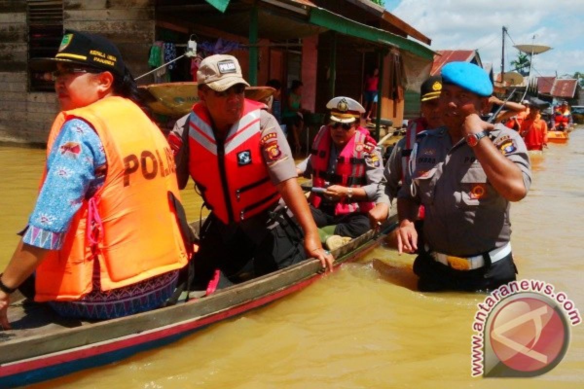 Korban Banjir di Banama Tingang Enggan Direlokasi, Wakapolda Kalteng Cek ke Lokasi