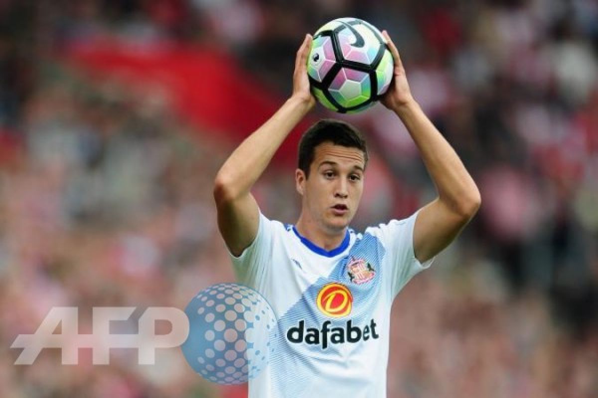 Newcastle hadirkan bek Manquillo dari Atletico