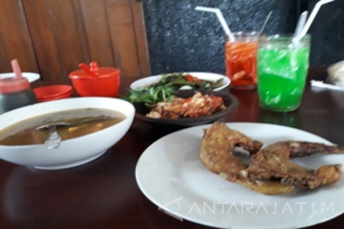 Ayam Goreng Tenes Manjakan Lidah