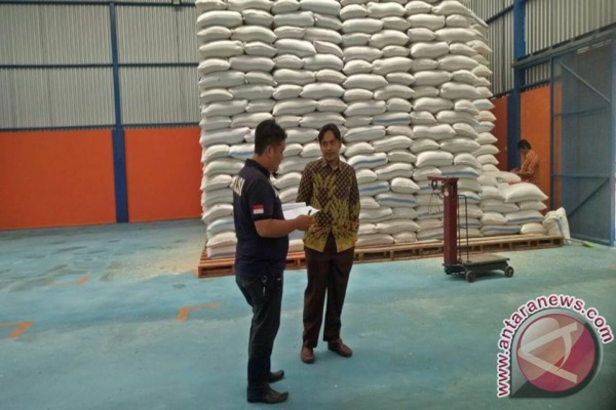 Bulog Sulteng jual 500 ton beras OP