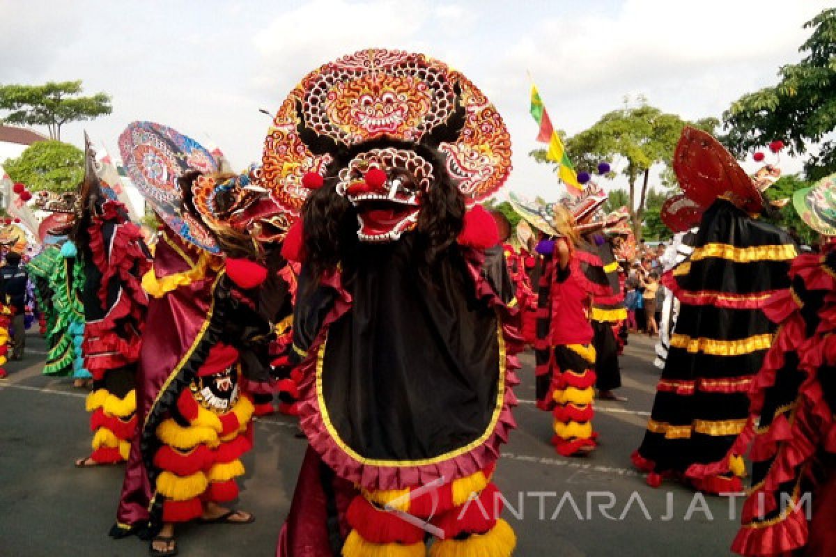Tari 1.000 Barong Meriahkan Pekan Budaya Kabupaten Kediri 