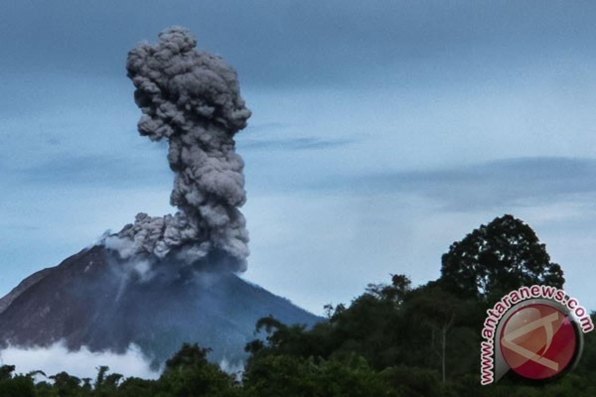 Dua Hari Gunung Sinabung Erupsi Sembilan Kali