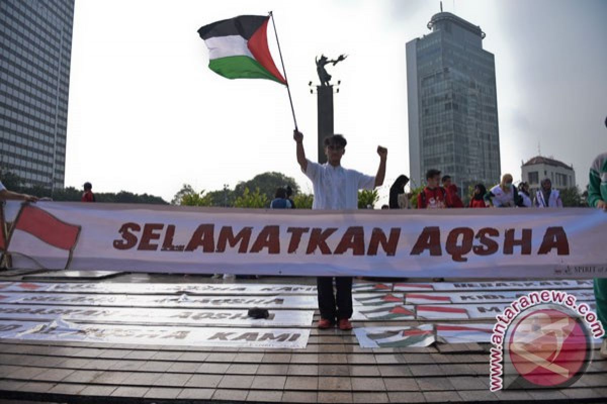 Palestinian FM to attend Indonesian Seminar for Palestine