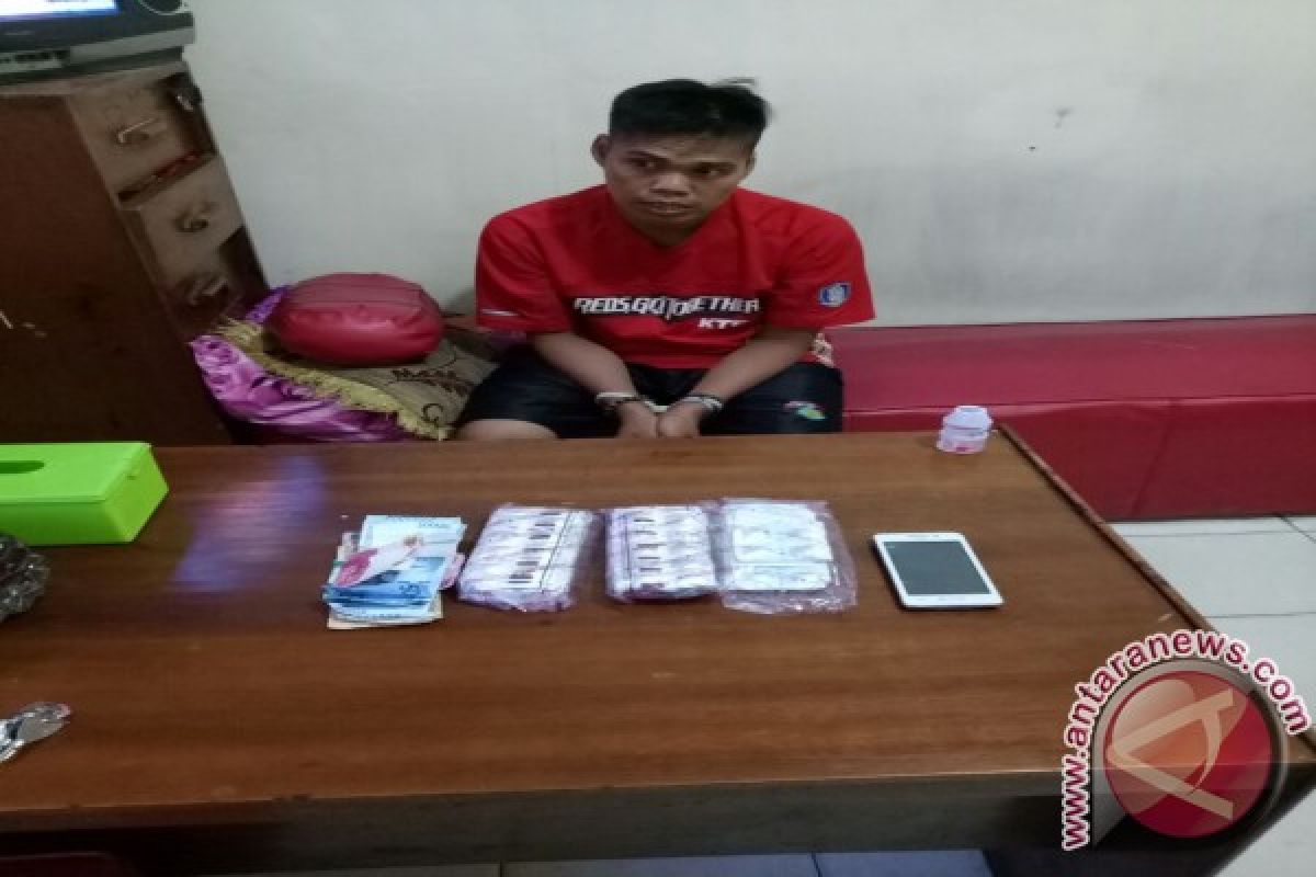 Polisi : Tersangka Simpan Zenith Di Kolong Rumah 