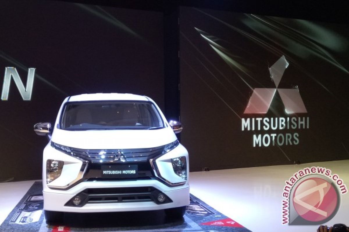 Strategi Small MPV Mitsubishi bersaing dengan kompetitor