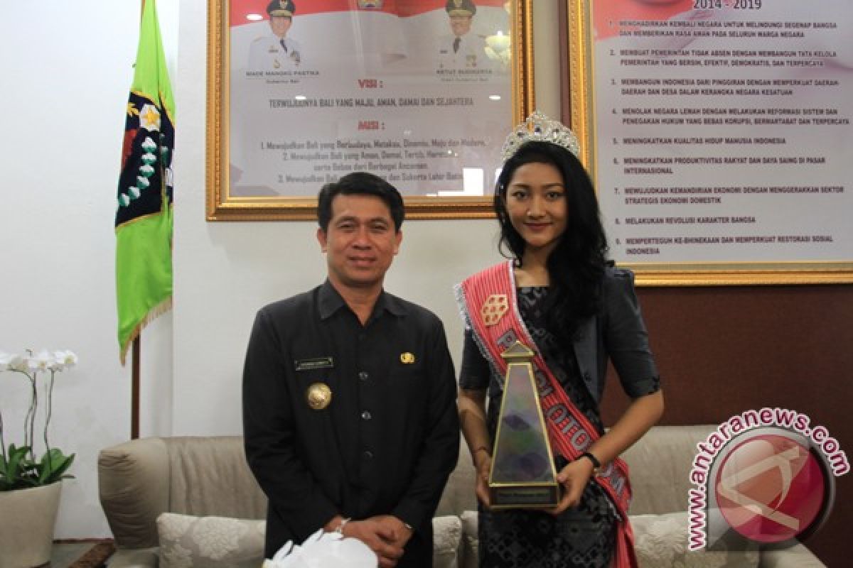 Prisma Andari Terpilih Jadi Putri Otonomi Indonesia