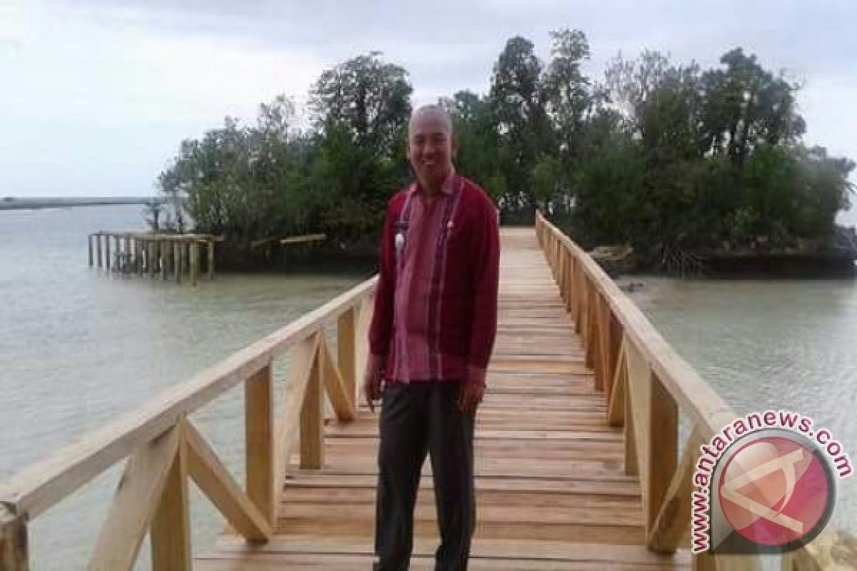  Bombana Kembangkan Wisata Pulau Kondo 