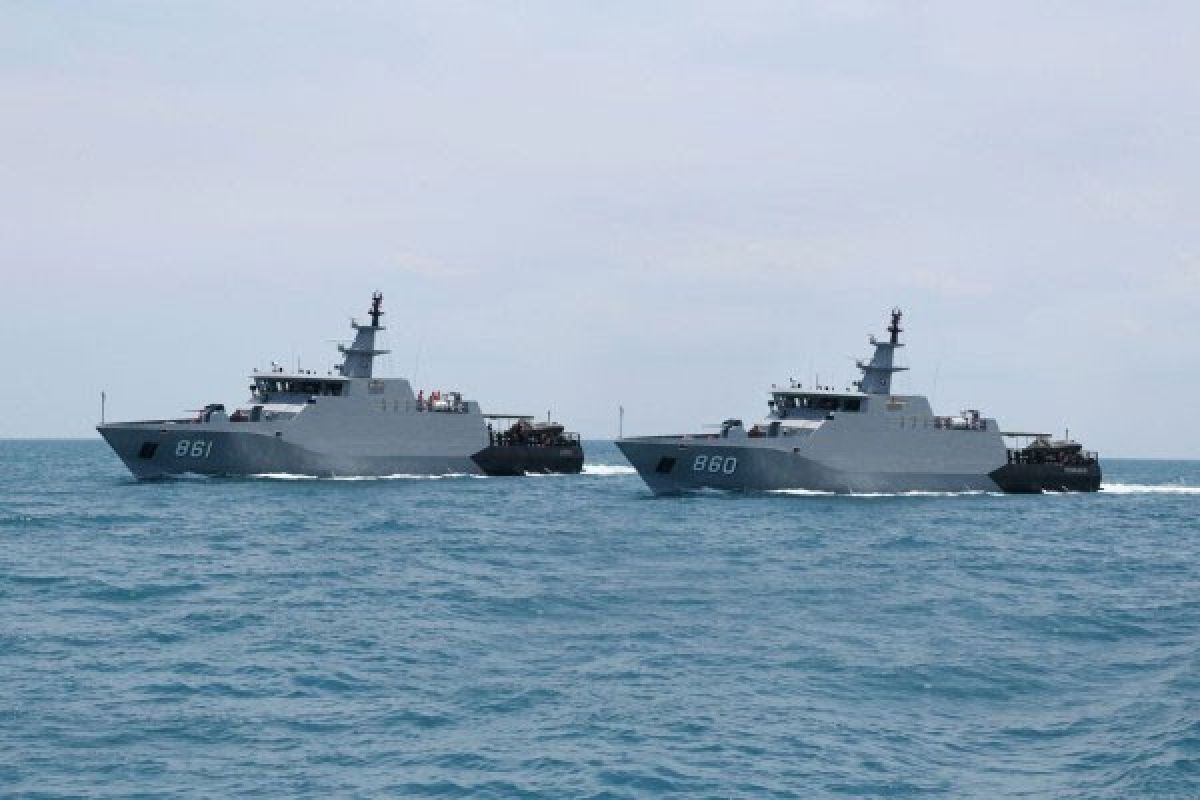 KRI Torani-860 patroli di Selat Malaka