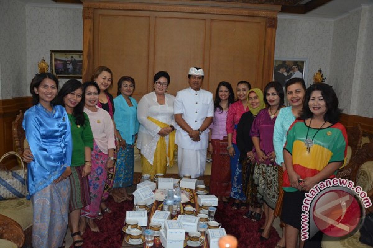 Wagub Bali Ajak KCB Lestarikan Kain Tradisional