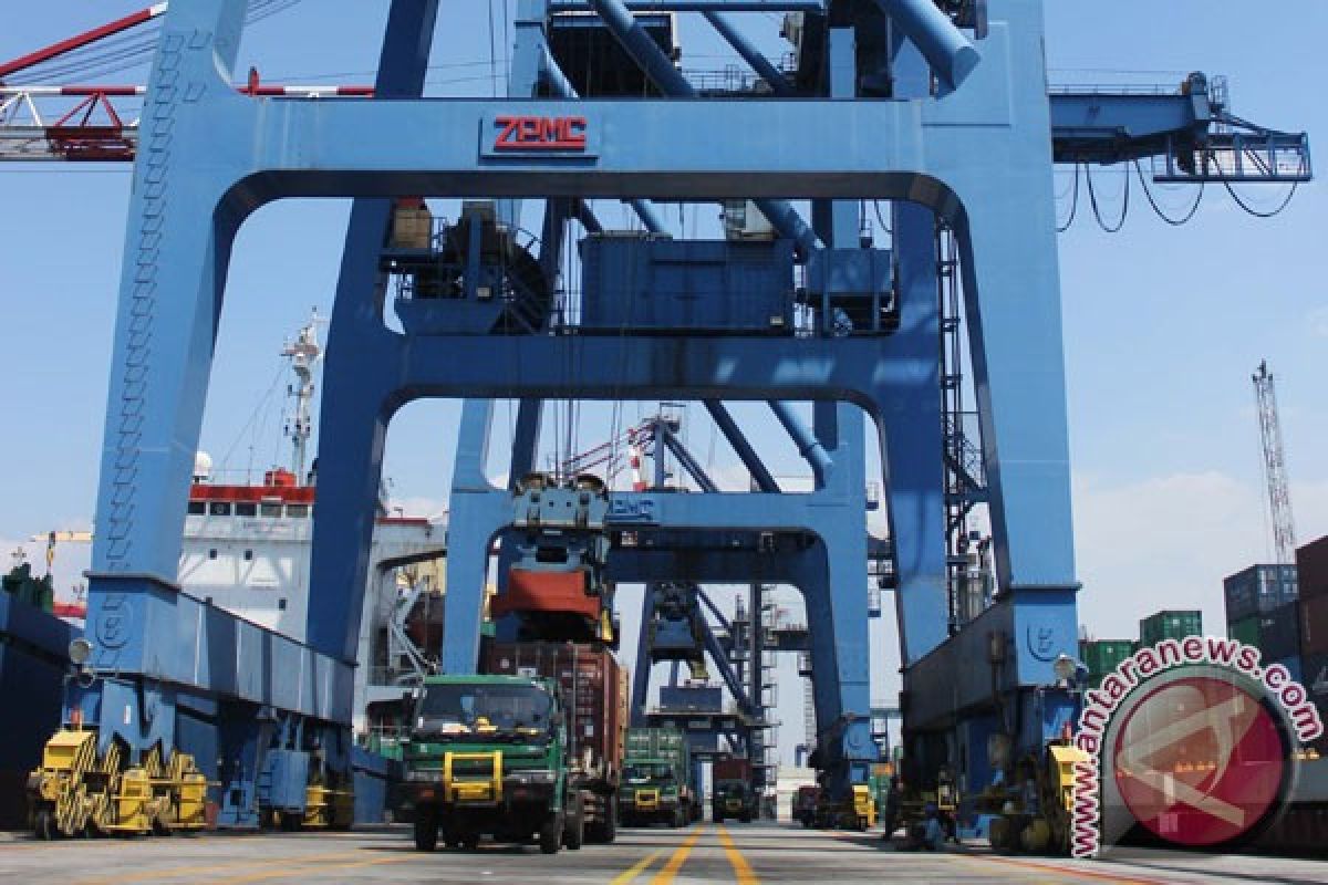 Tanjung Priok to serve as model for port efficiency