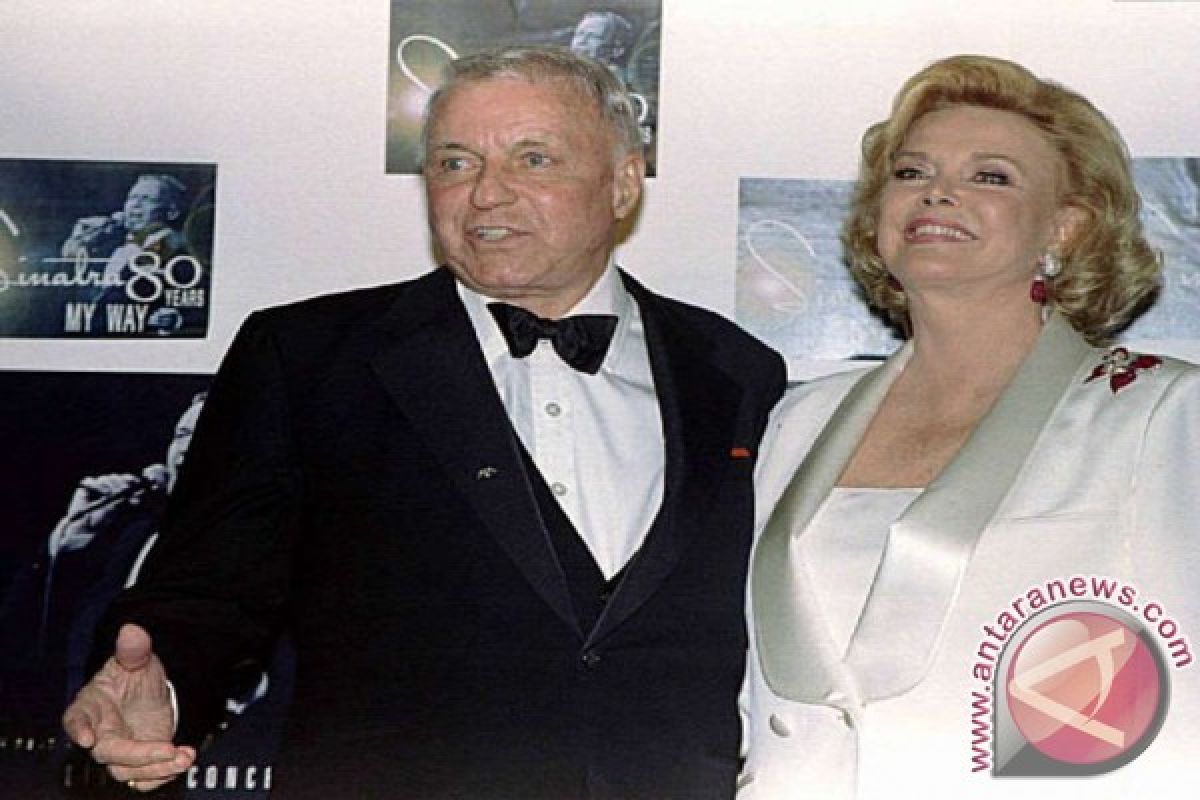 Istri Frank Sinatra meninggal dunia