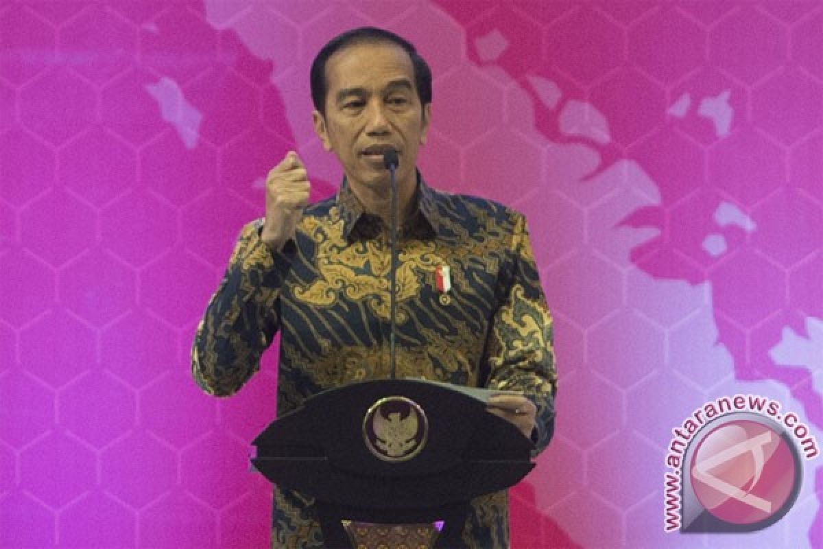 President Jokowi orders immediate settlement of acid attack case