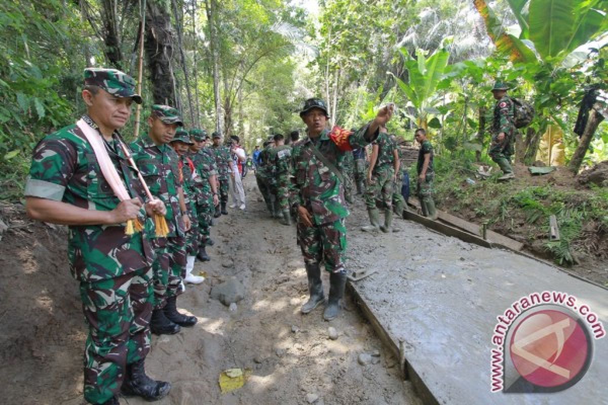 Waaslog Kasad Tinjau TMMD Bone Bolango