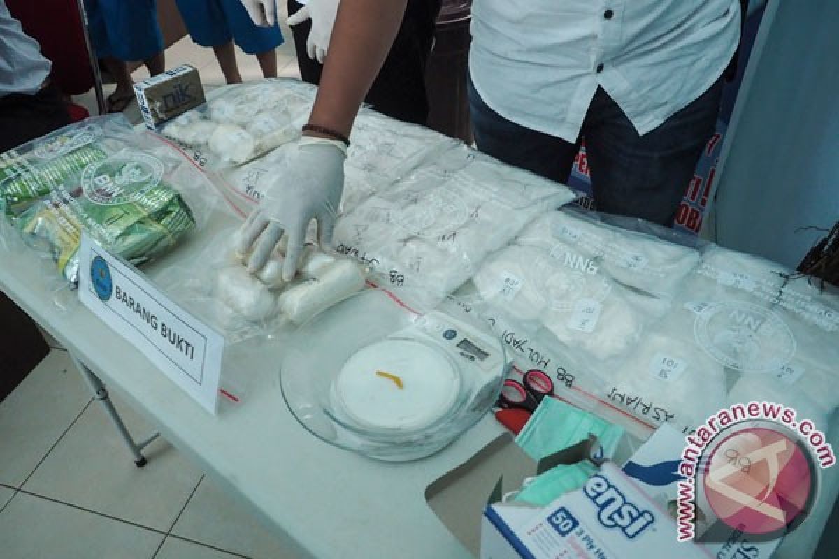 BNNP Riau tangkap 14 pengguna narkoba