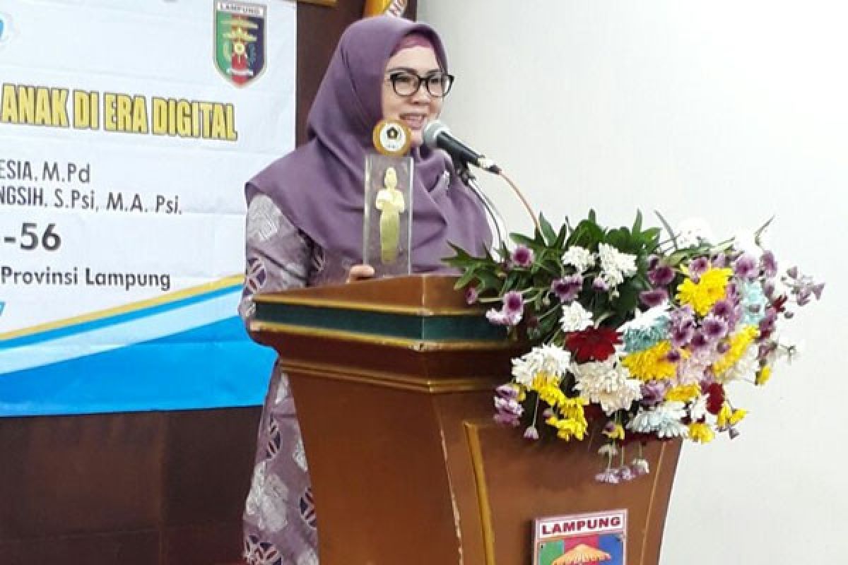 Dokter Aida Ike Edwin Raih Penghargaan "Perempuan Inspiratif"